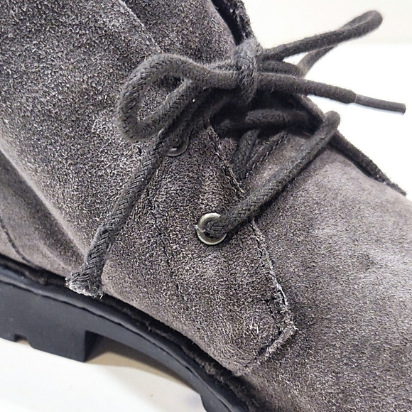 Born Banni Gray Suede Chukka Ankle Bootie Womens 6.5 M Desert Boot Velour Lining - Picture 10 of 10